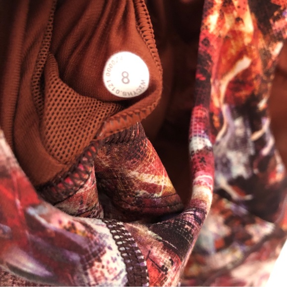 Lululemon Wunder Train Long-Line Bra - Picture 9 of 9